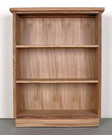 Milano low bookcase in 2 sizes